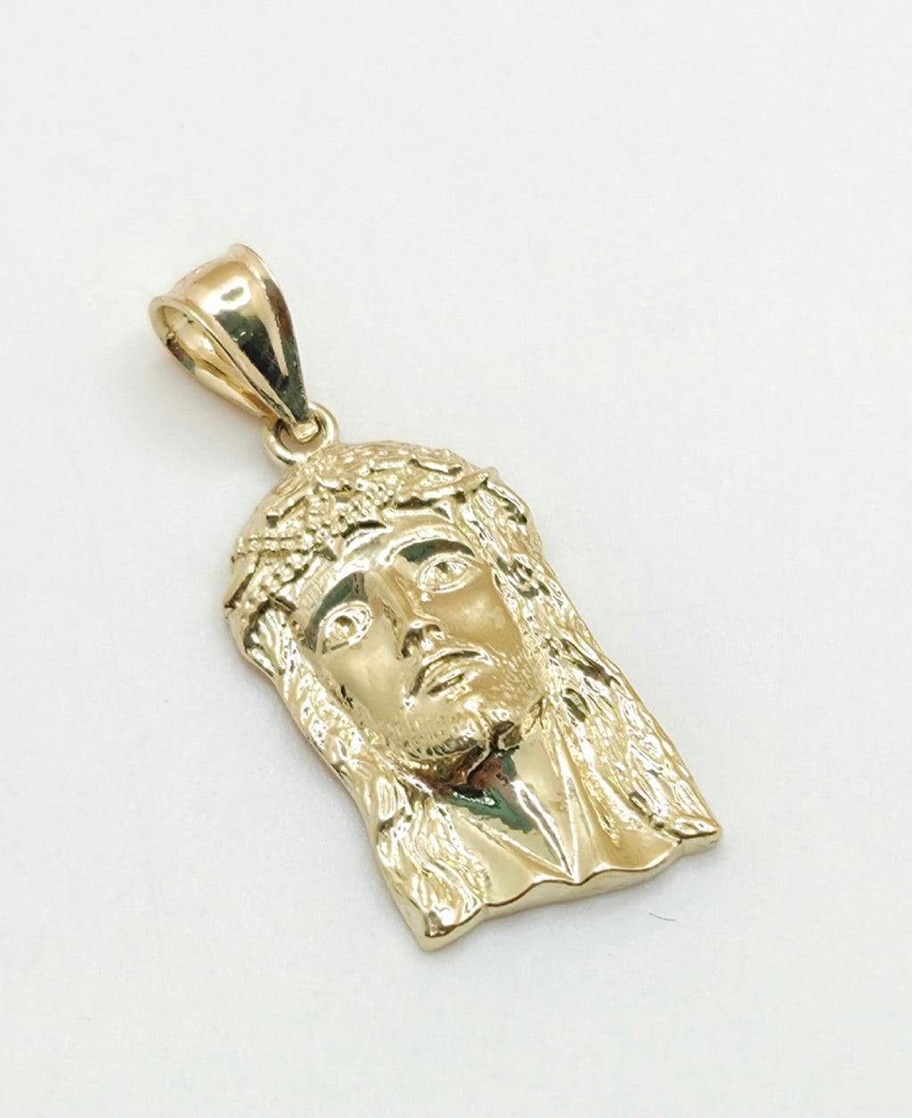 10KT SMALL JESUS FACE PENDANT Weight 1.3GR