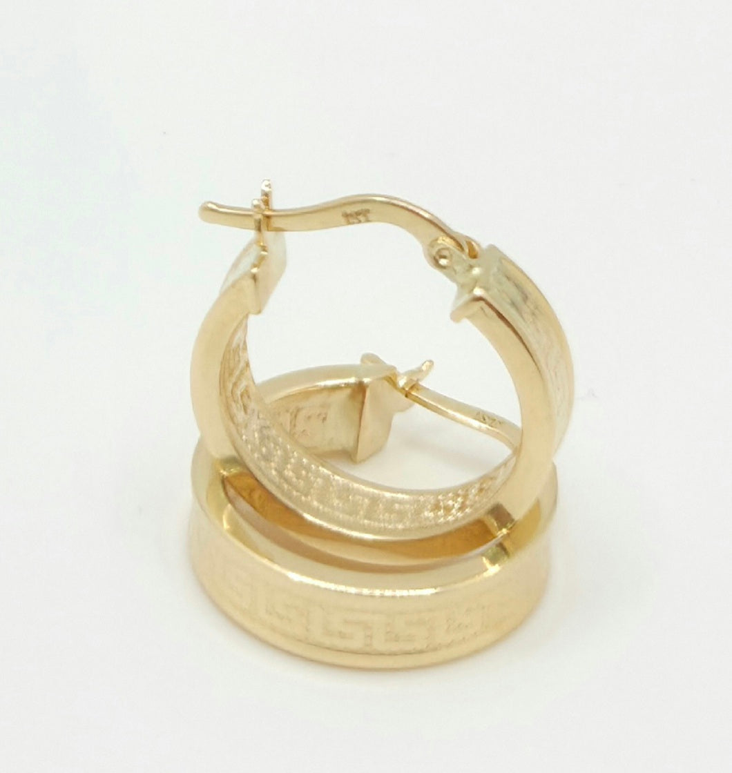 14KT GREEK DESIGN STRAIGHT EDGE HOOPS EARRINGS Size 2 5MM Weight 3.5GR