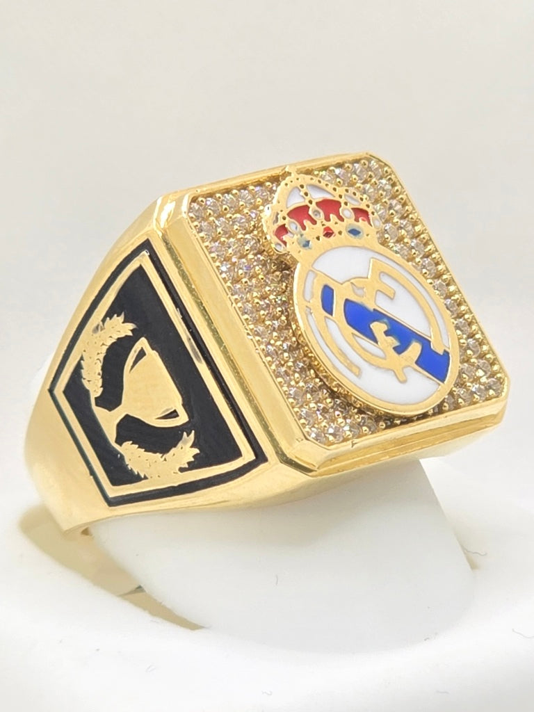 10KT REAL MADRID MAN'S RING Size 10 Weight 8GR