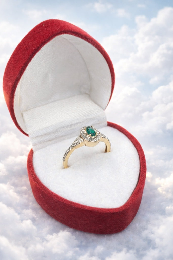 14KT NATURAL DIAMOND AROUND OVAL LAB ESMERALD ELEGANT RING Size 7/0.45CT/1.27GM