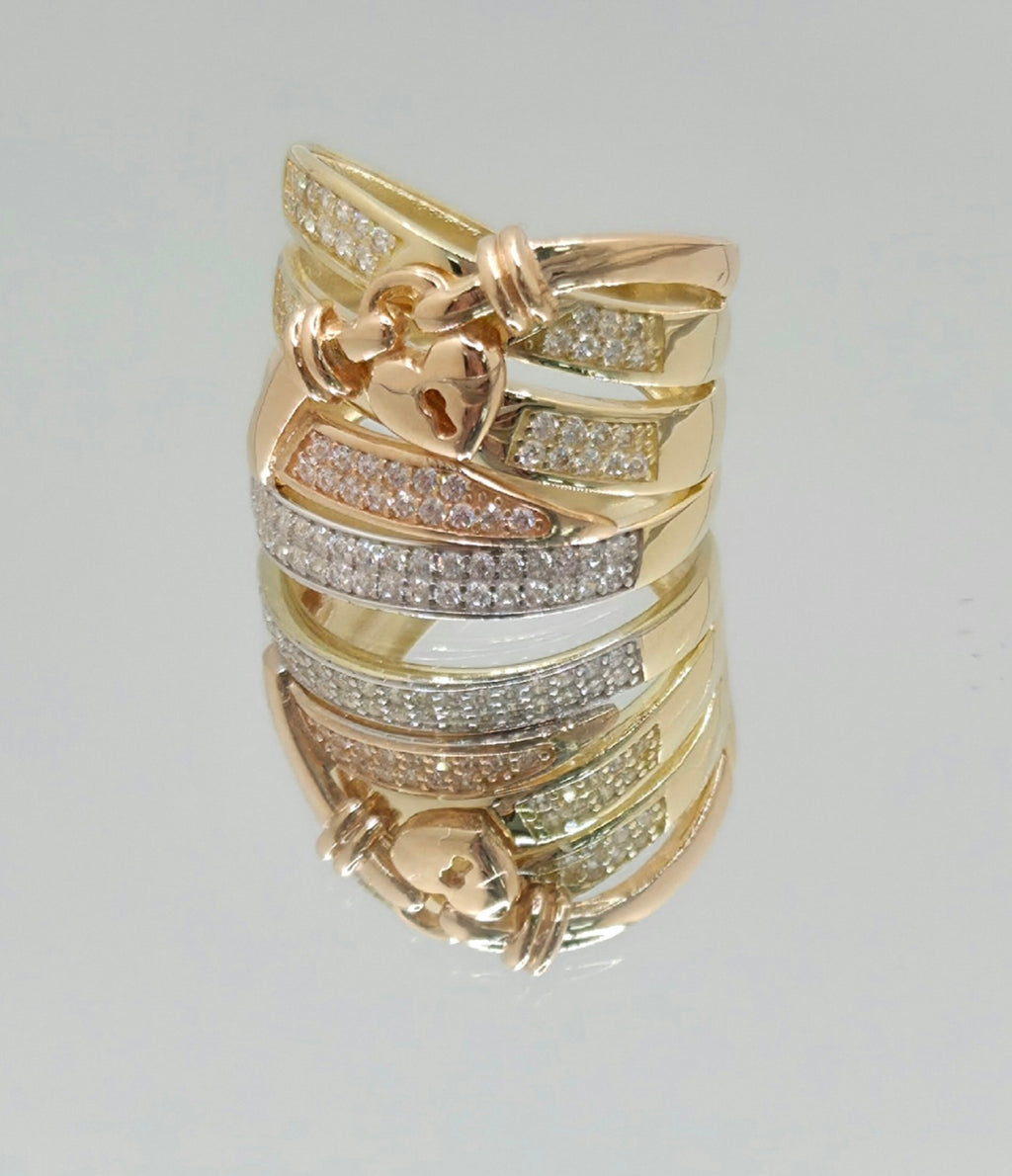 14KT MODERN THREE TONE HEART BELT BUCKLE RING Size 6.5 & 7 Weight 5.4GR