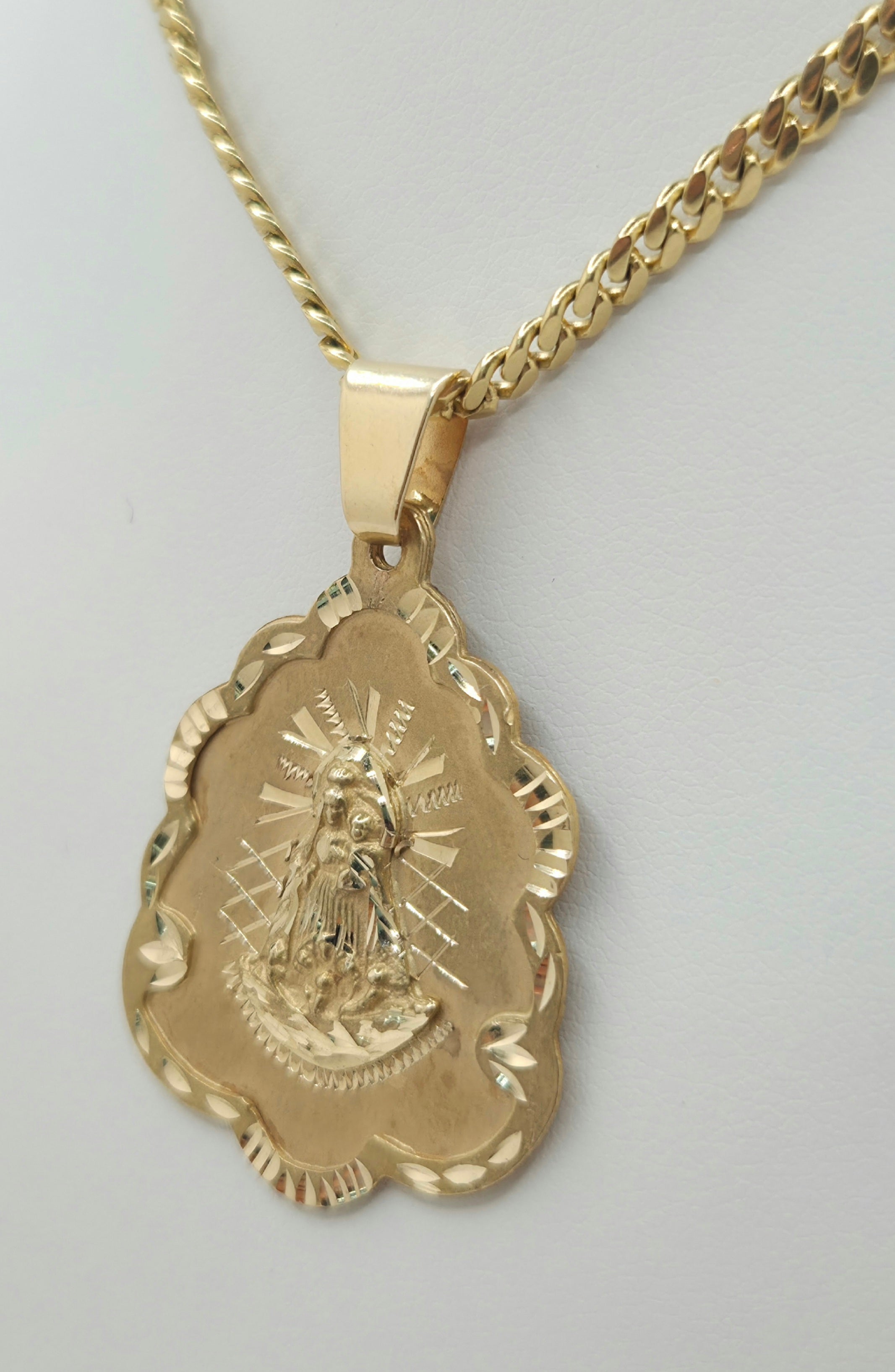 14KT Caridad del cobre pendant  Size 29X38.25MM Weight 7.9 GRS