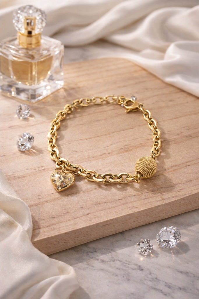 14KT MODERN HEART DANGLING ROLO BRACELET Size 8INCH  Weigth 10.6GR
