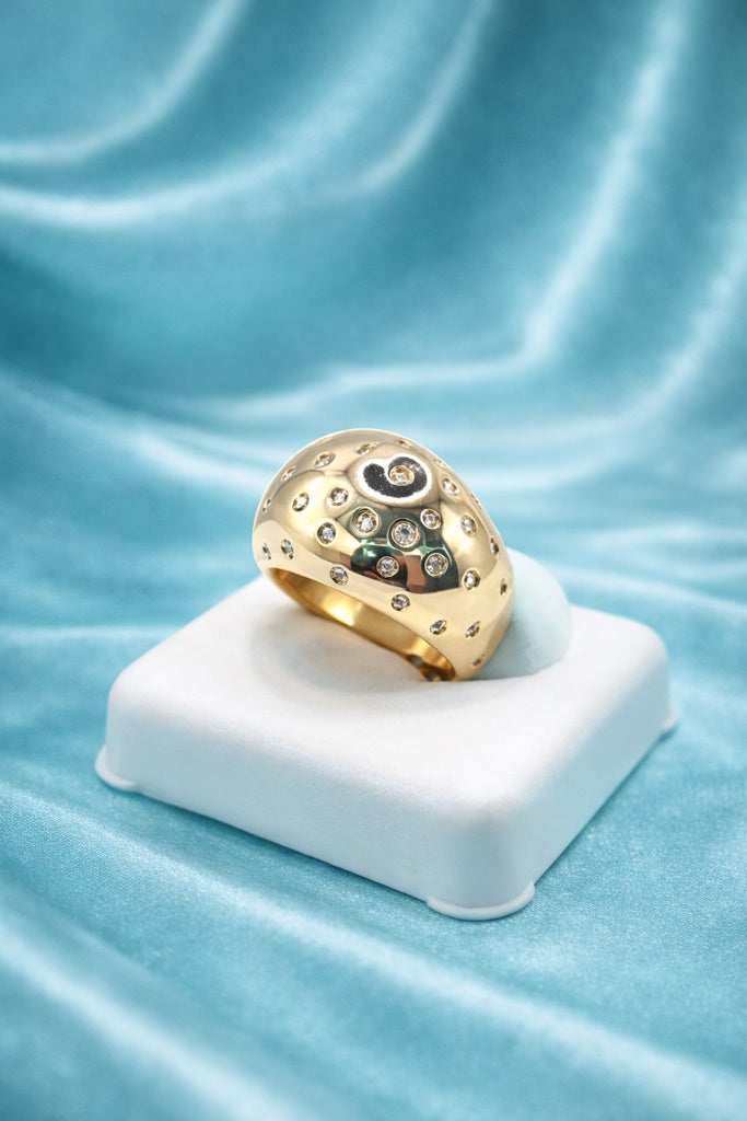 10KT MODERN CLASSIC CZ DETAIL RING Size 8 & 8.5 Weight 3.8GR