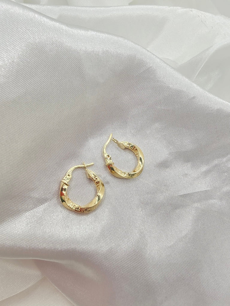 14KT GREEK DESING CROOKED HOOPS EARRINGS Size 1 Weight 1.5GR