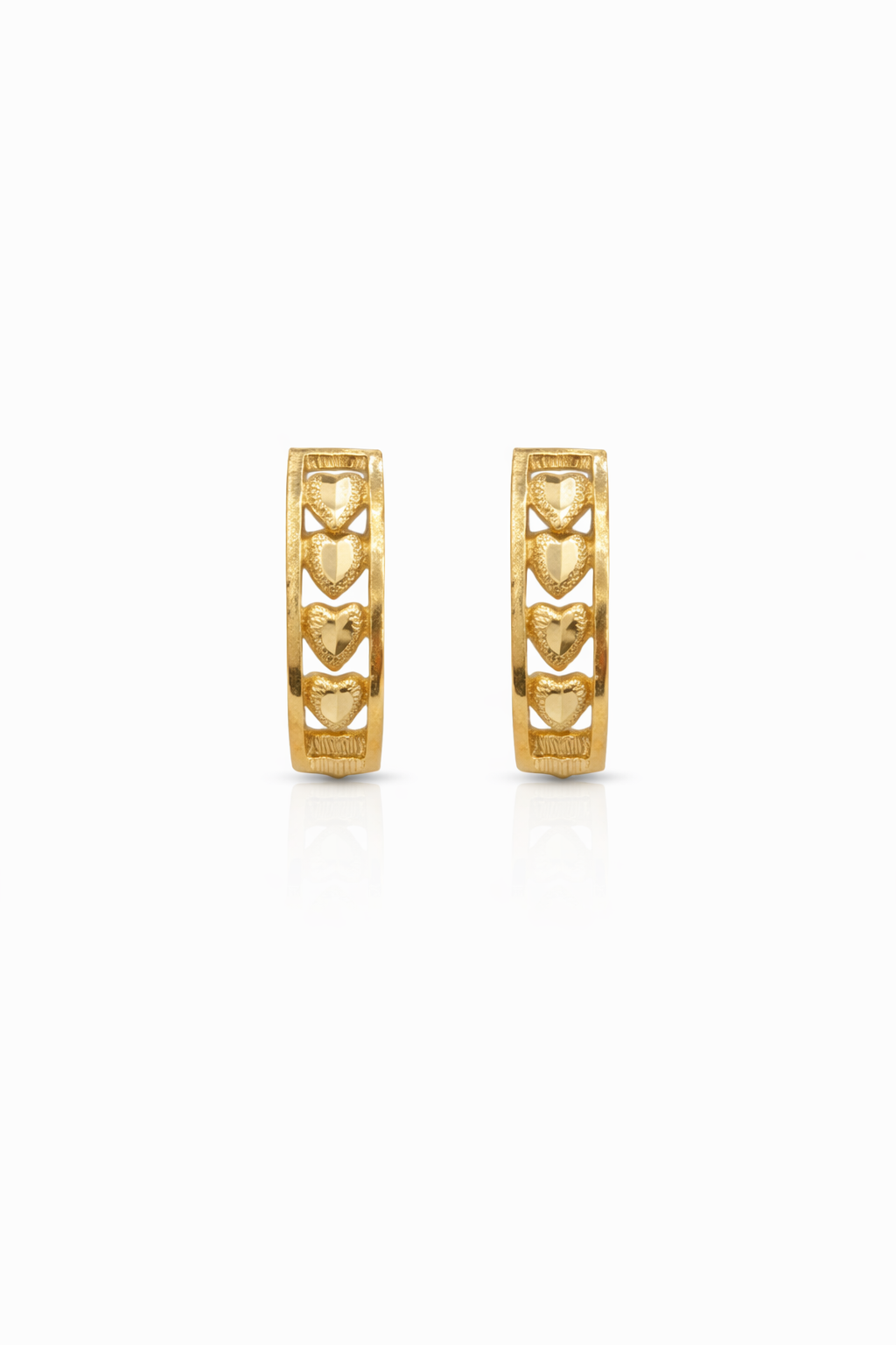 14KT VINTAGE SMALL HEART EARRINGS  Weigth 3.2GR