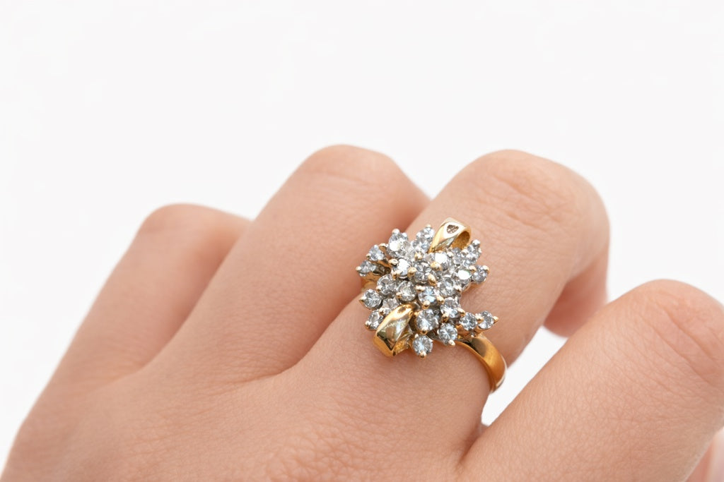 10KT ELEGANT ABSTRACT DESIGN DIAMOND WOMAN'S RING  Size 6.5 Weight 4.8GR