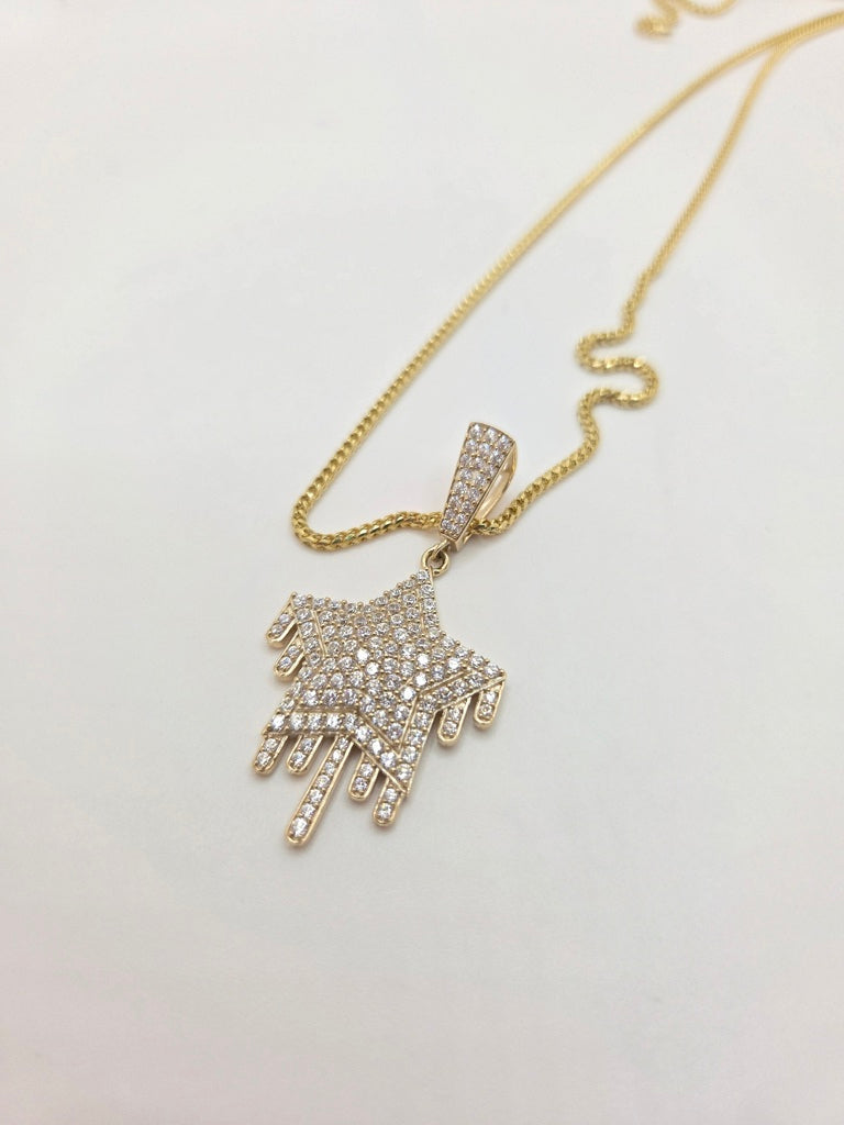 10KT CZ STAR PENDANT Weight 4.7GR
