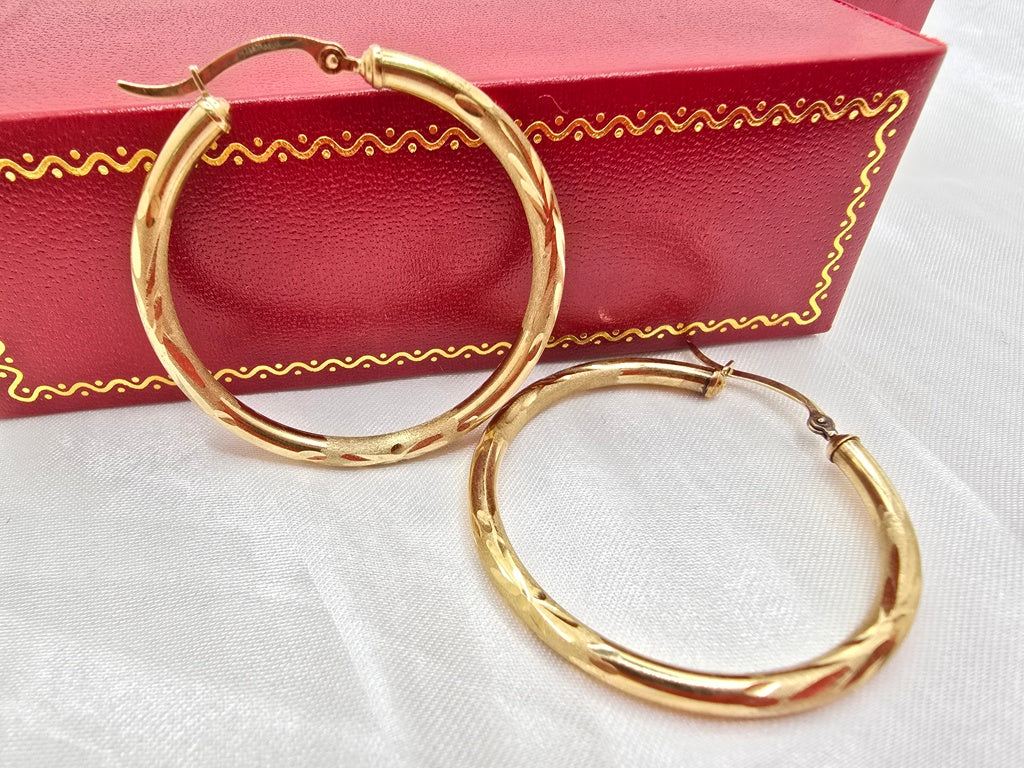 10KT TWIS HOOPS EARRINGS Size 5 3MM Weight 2.7GR