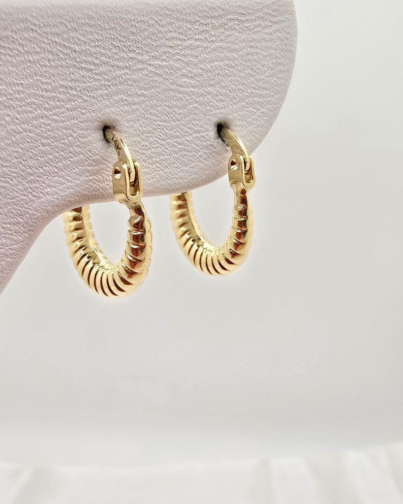 14KT SHRIMP DESING HOOPS EARRINGS Weight 1.2GR