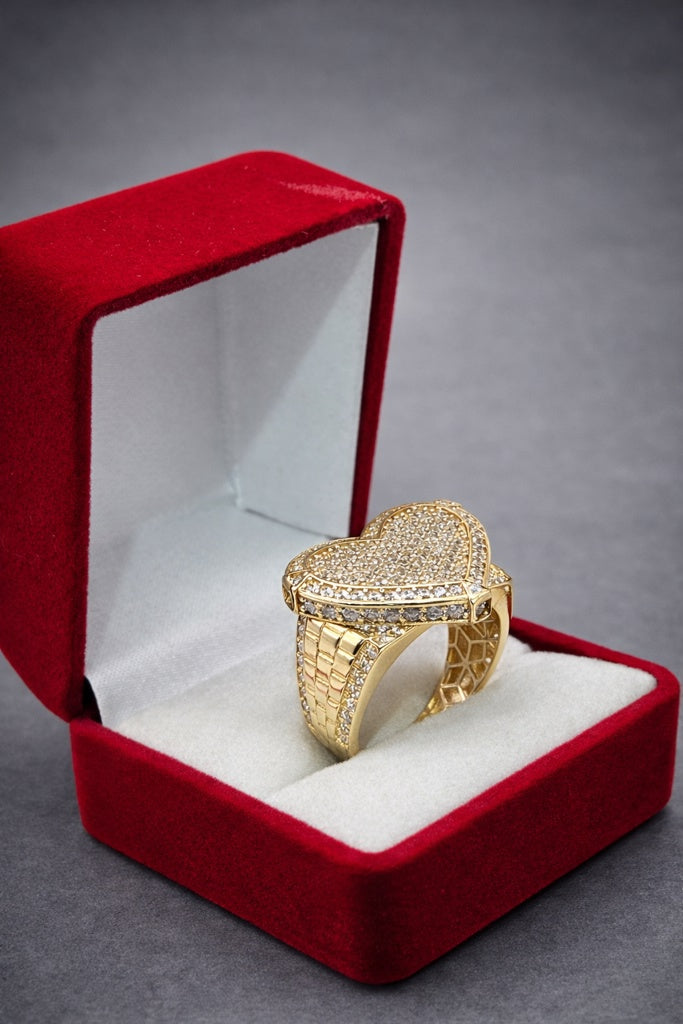 10KT MODERN CZ LARGE HEART RING  Size 8-8.5 Weigth 6.6GR