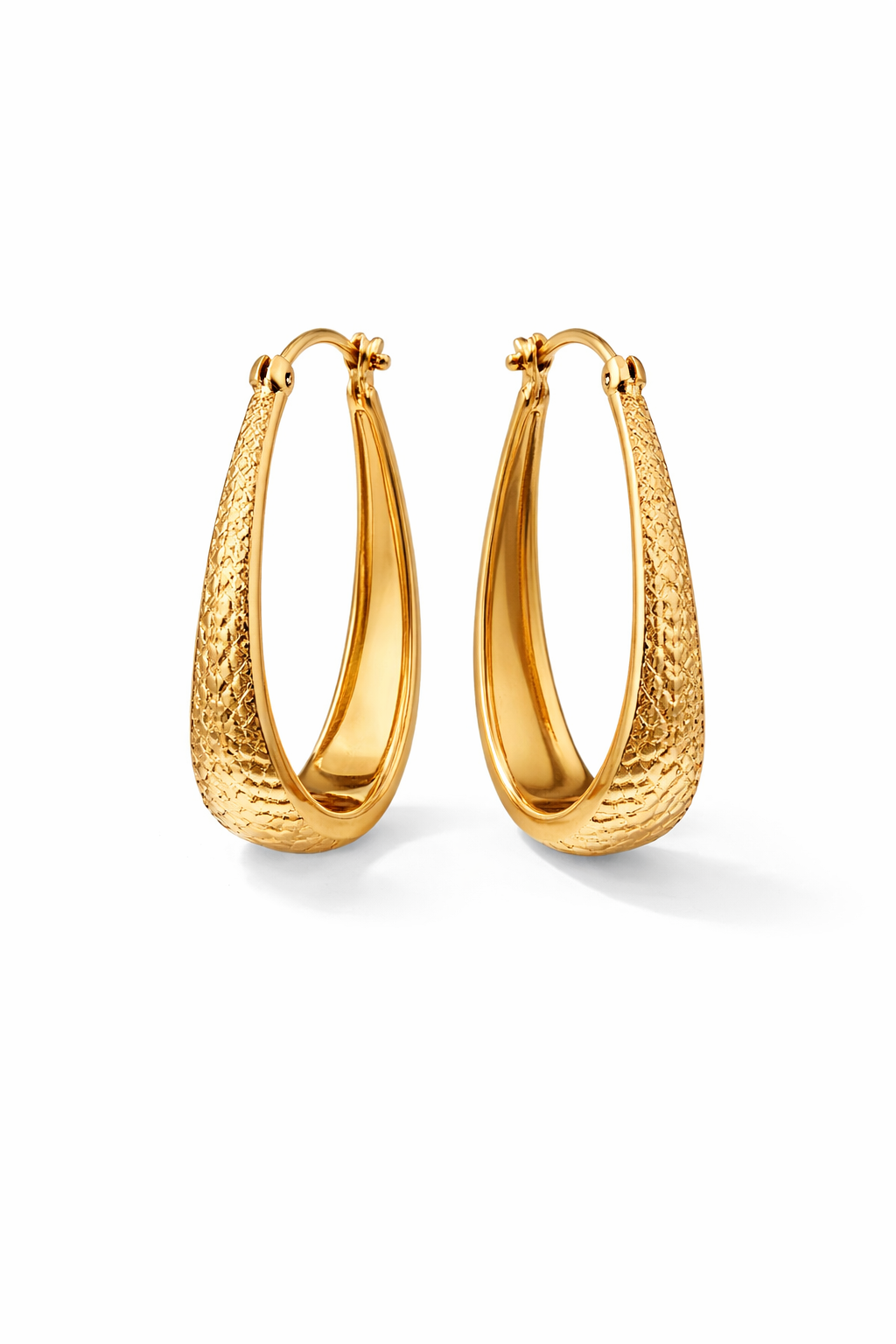 14KT DIAMOND CUT GRADUATED HOOPS EARRINGS Size 3-6MM  Weigth 3GRS