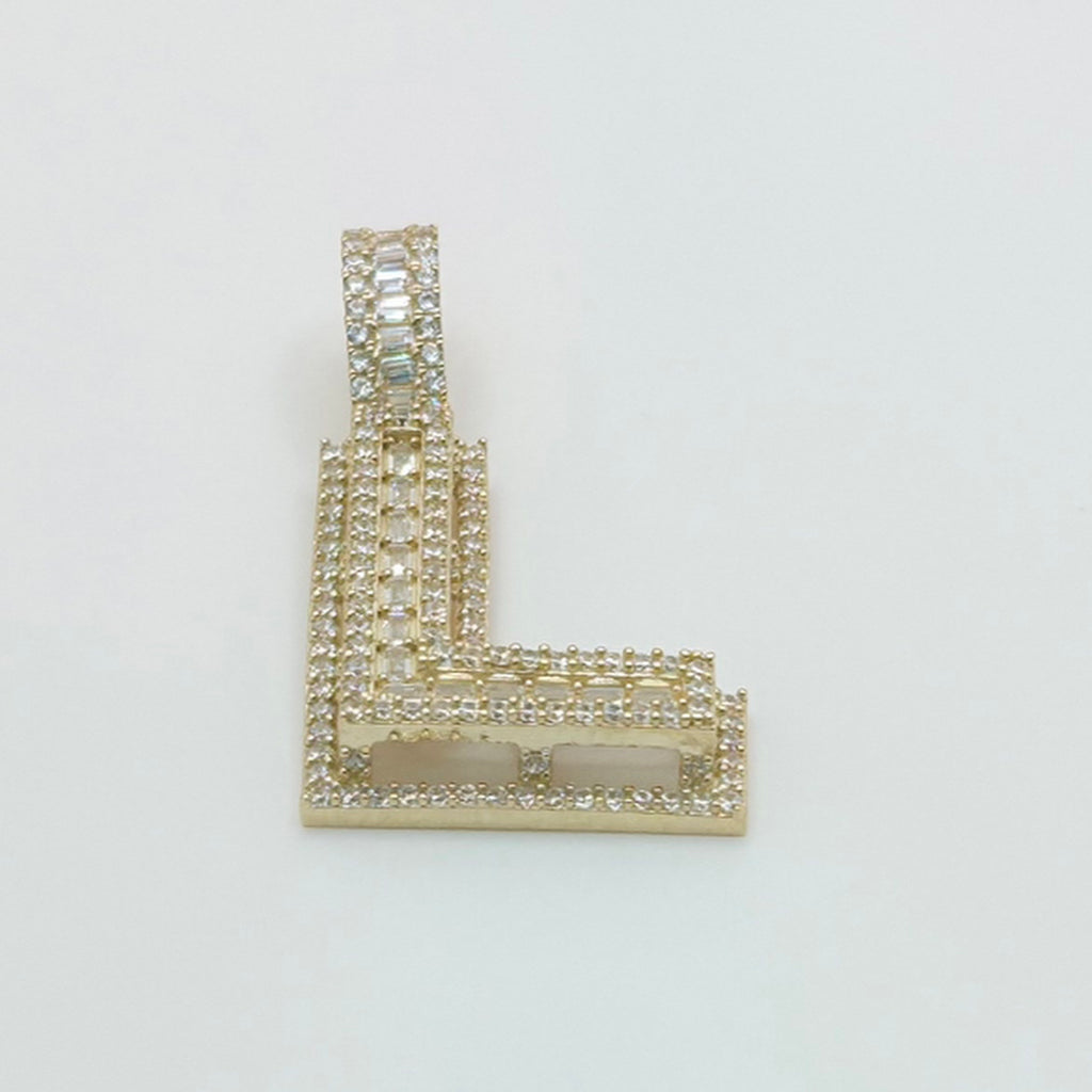 10KT MEDIUM CZ "L" LETTER PENDANT Weight 4.9GR