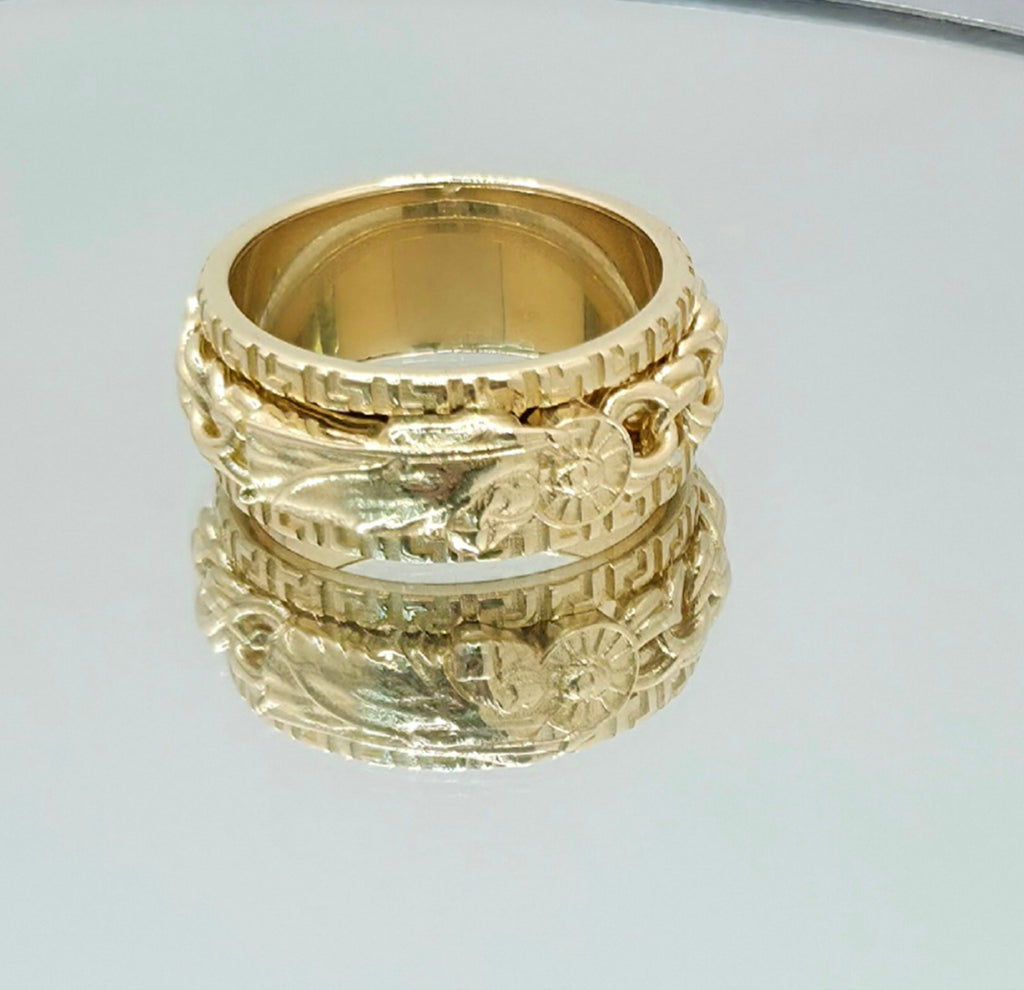 10KT SAN JUDAS CHINO LINK DESIGN SPINNING RING  Size 11 Weight 10.6GR