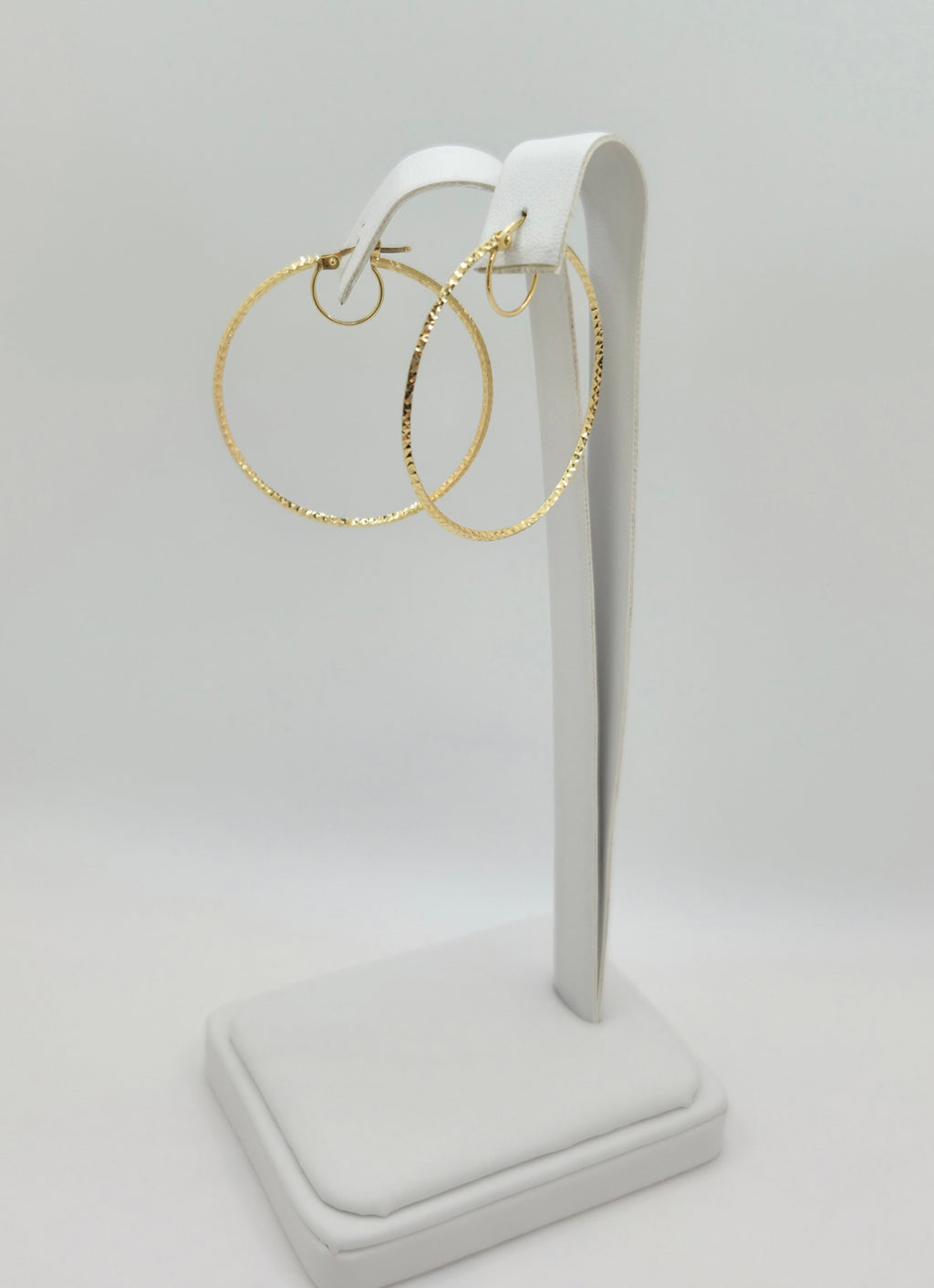 10KT LARGE FINE DIAMOND CUT HOOPS EARRINGS Weight 2GR