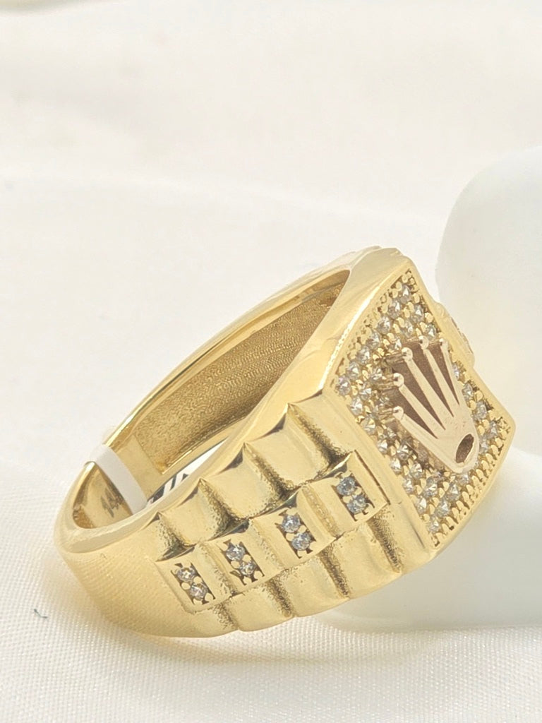 14KT ELEGANT RING WITH CZ DETAILS AND A CROWN Size 11 Weight 9.2GR