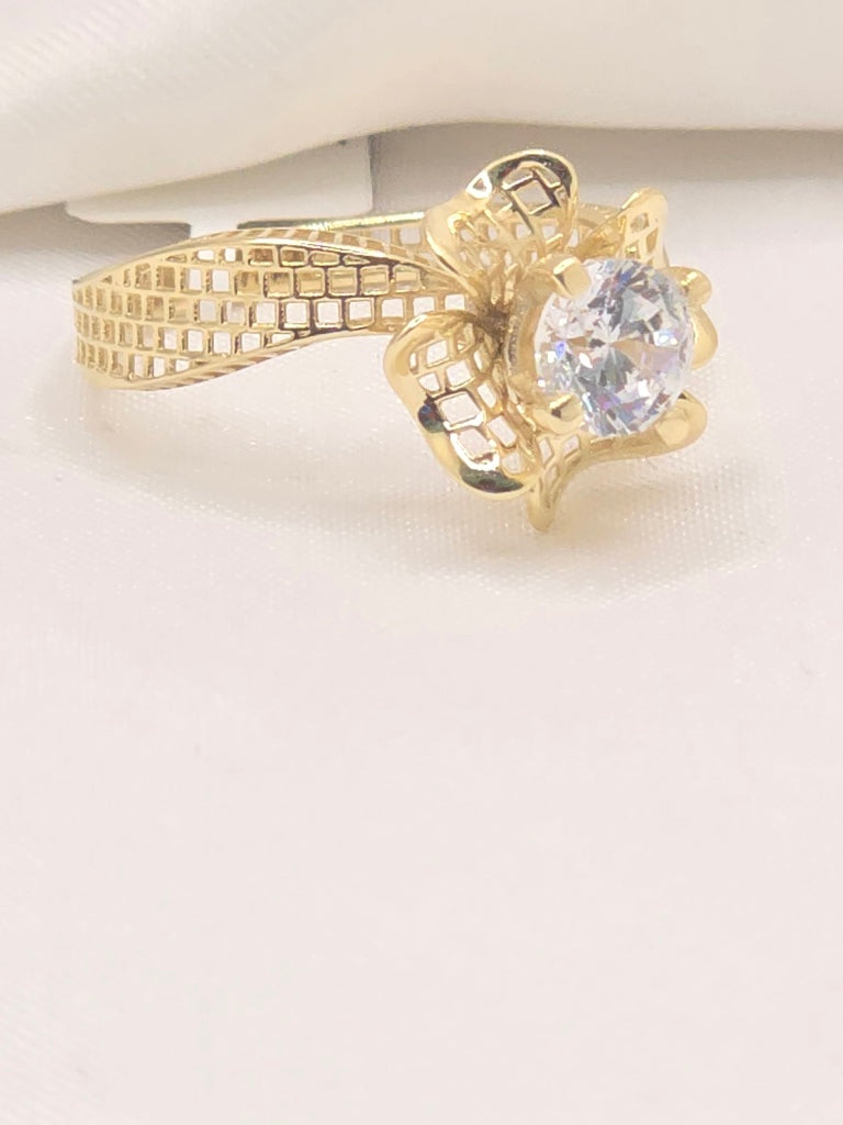 14KT MODERN STYLE FLOWER NET DESIGN RING Size 8 Weight 2.8GR
