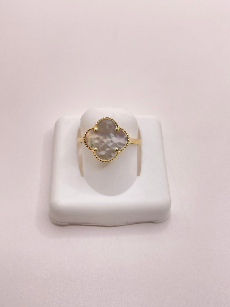 10KT FLOWER RING Size 8 Weigth 1.6GR
