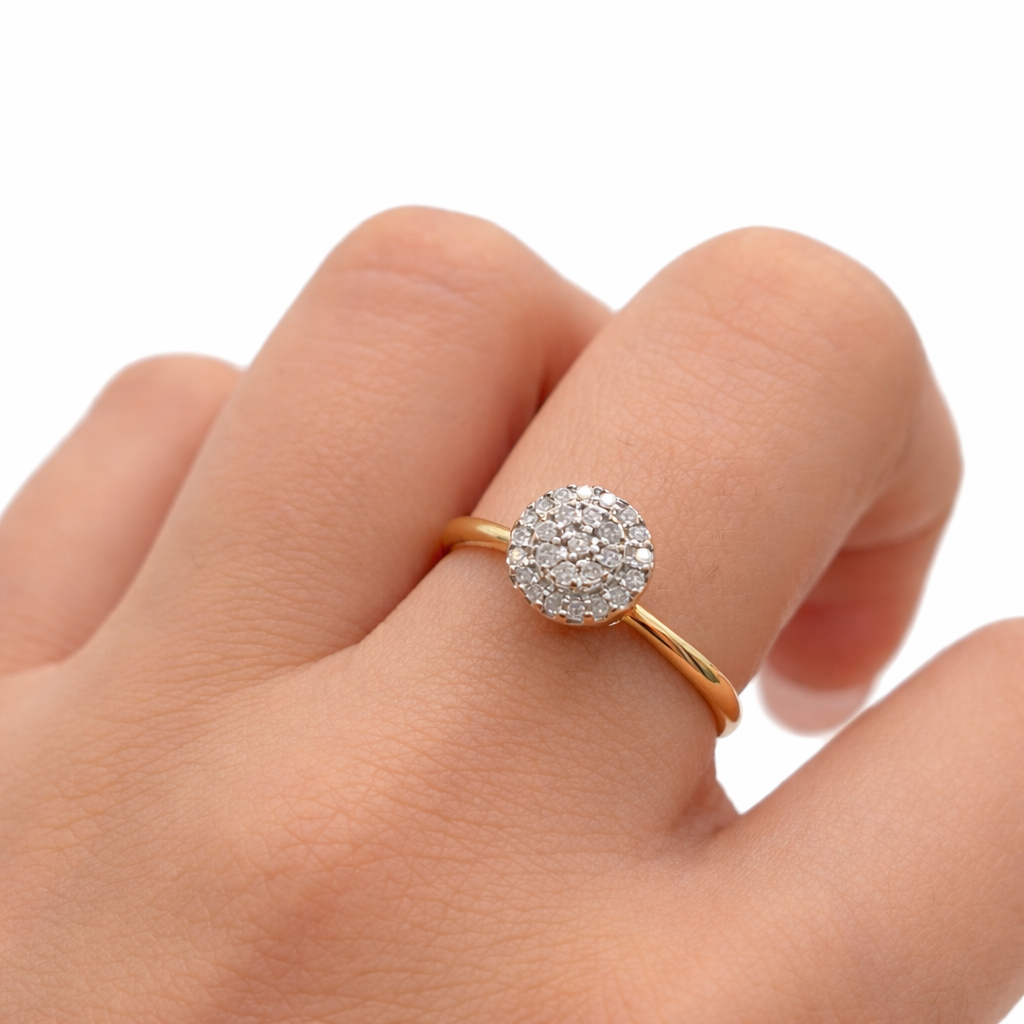 10KT  ROUND DIAMOND PROMISE RING Size 8.5 Weigth 1.4GR