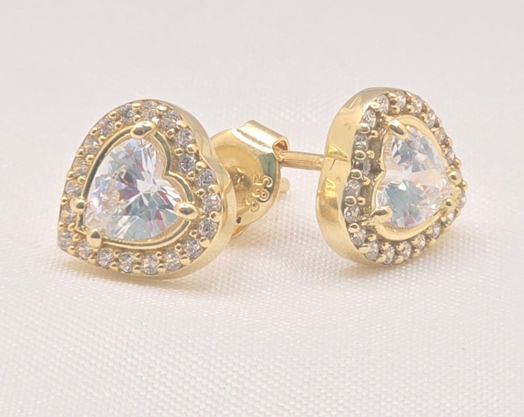 14KT SMALL DELICATE HEART STONE INSIDE EARRINGS Weight 2.1GR