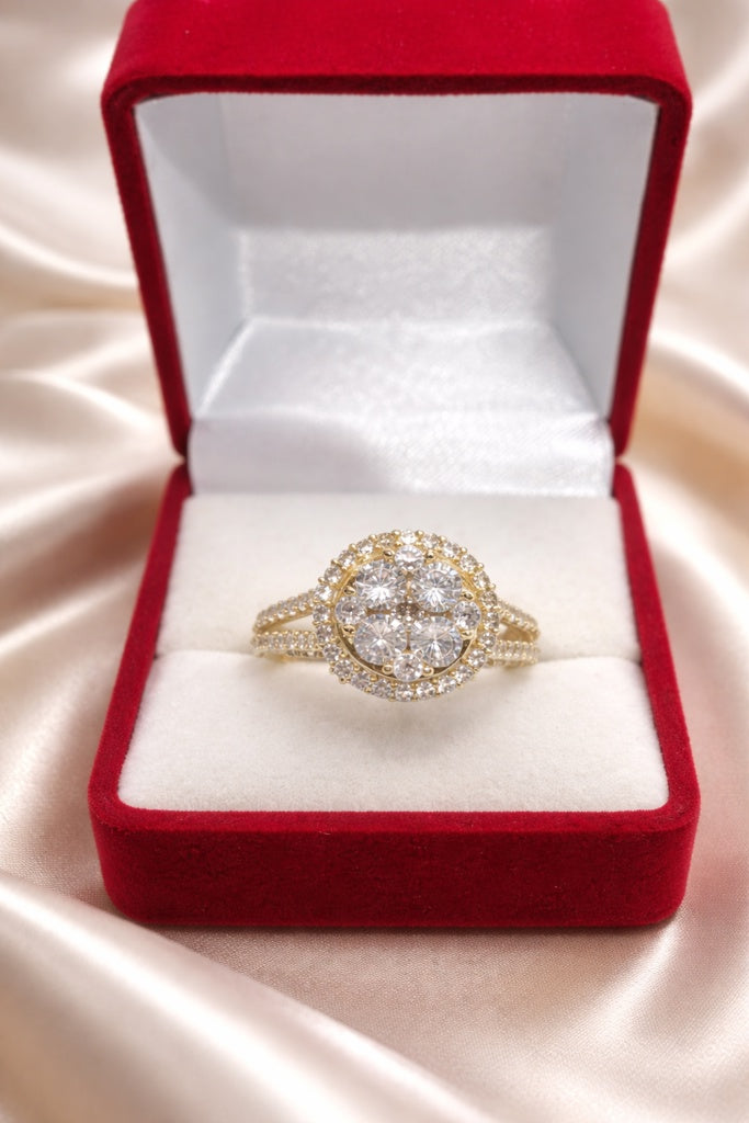 10KT ELEGANT ROUND CZ PROMISE WOMAN'S RING Size 7 Weight 4.5GR