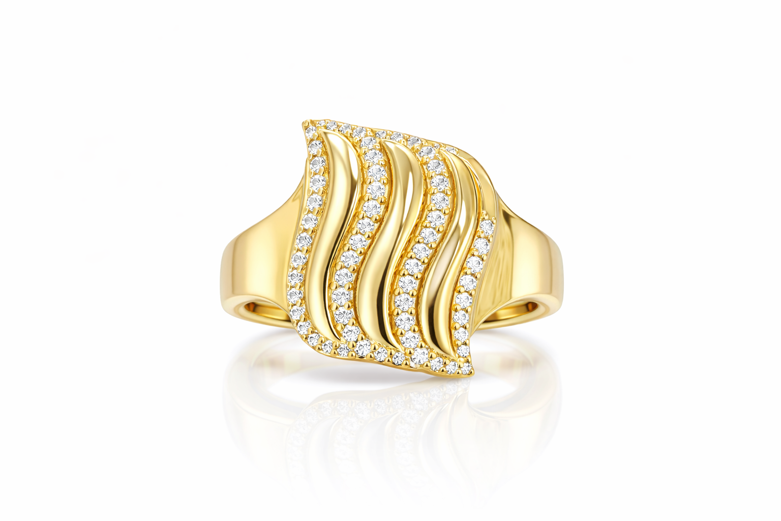 10KT 3 PLAIN STRIPES RING Size 8 Weigth 2.6GRS