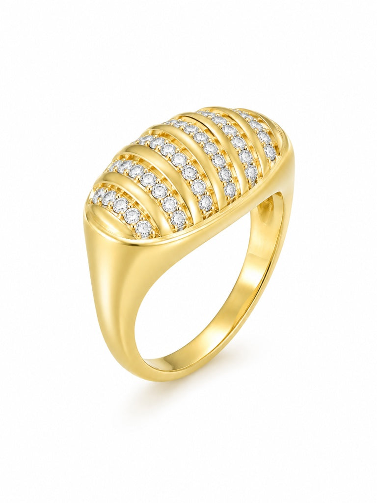 10KT ALMOND CZ RING Size 7.5