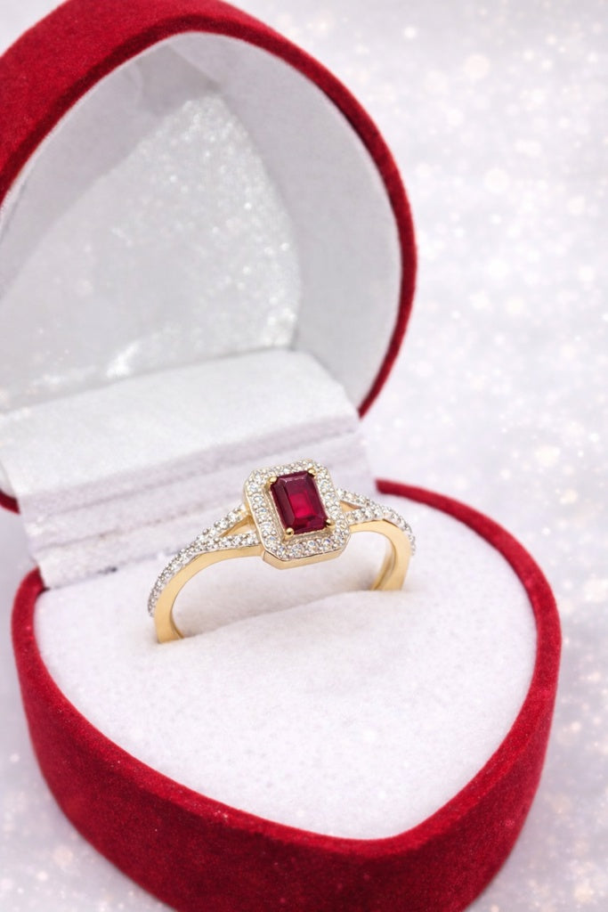 14KT NATURAL DIAMOND AROUND RECTANGULAR LAB RUBI ELEGANT RING Size 7/0.58CT/1.08GM
