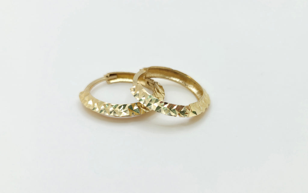 10KT SMALL DIAMOND CUT HOOPS EARRINGS Weight 1.5GR