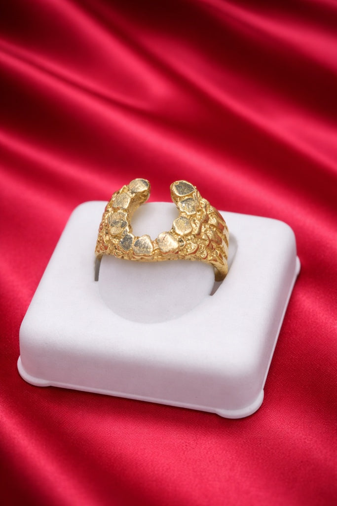 10KT SOLID NUGGETS HORSESHOE RING Size 7 Weigth 8.4GR