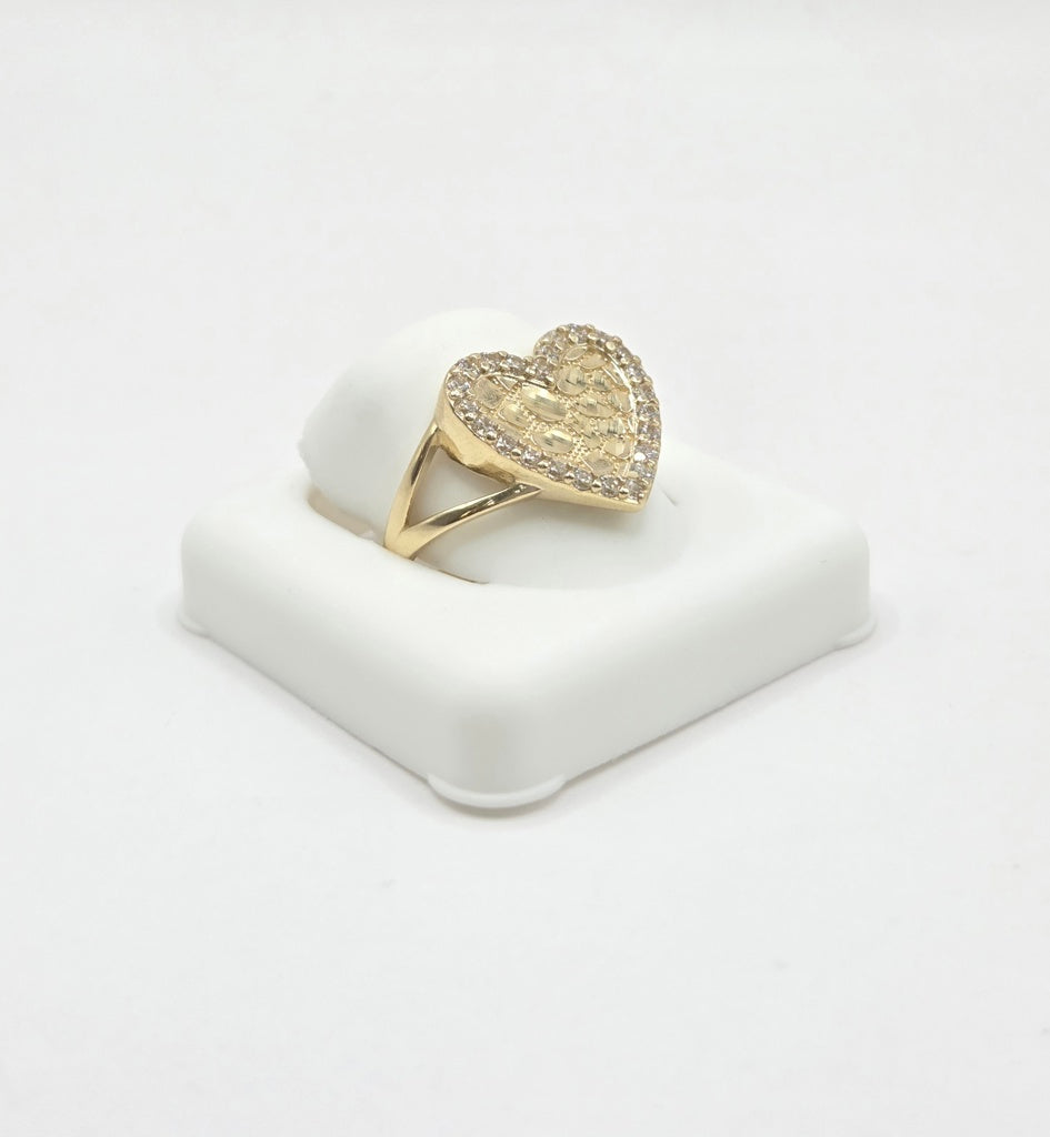 10KT CZ FRAME LARGE NUGGET HEART RING Size 7.5 Weigth 3.1GR