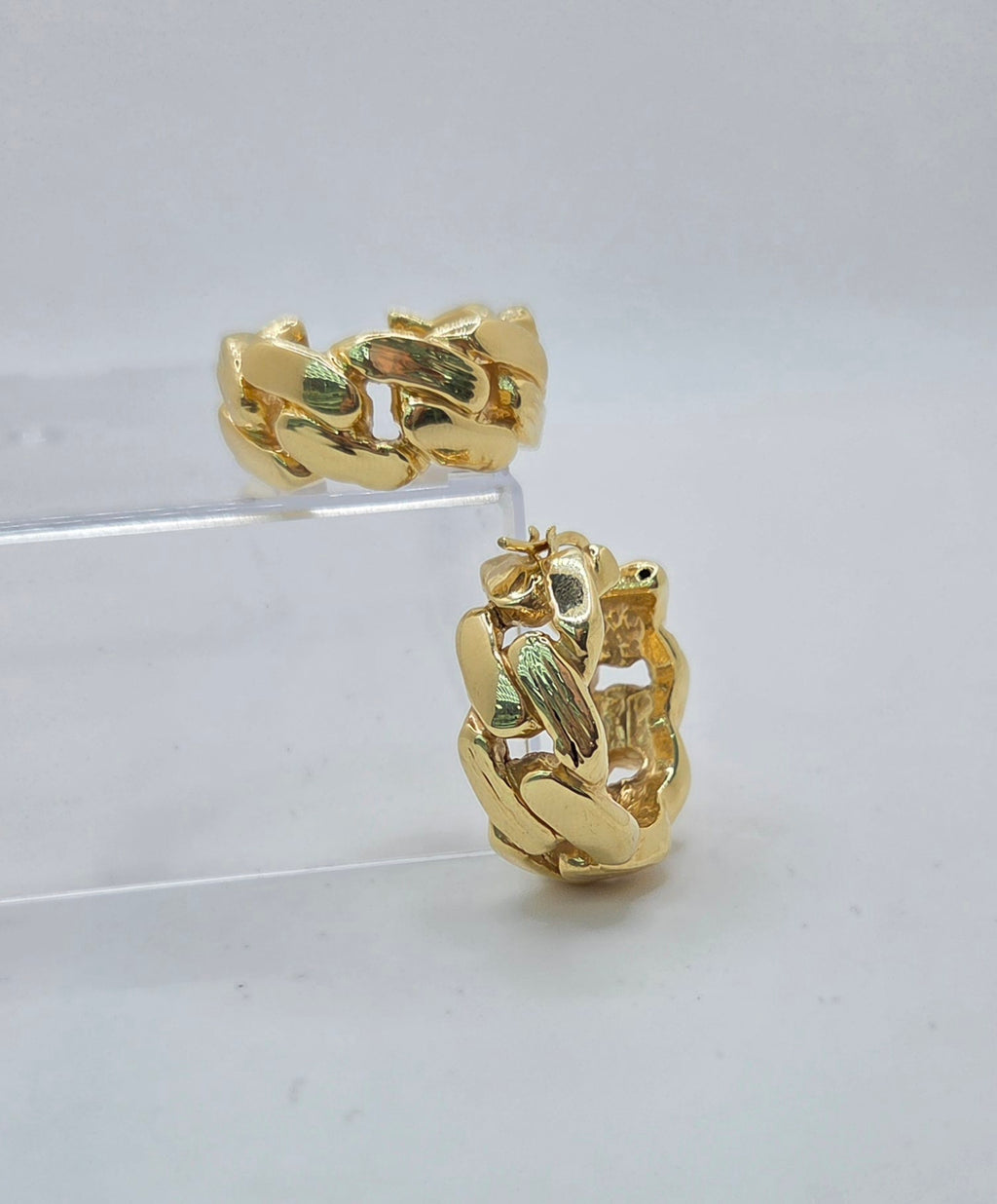 10KT EDGE CHAIN STYLE HOOPS EARRINGS Weight 7GR