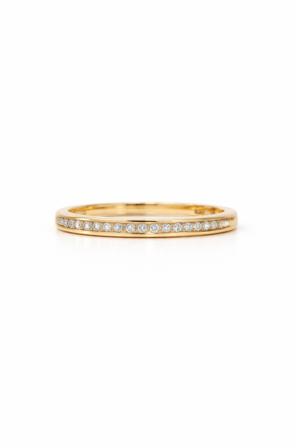 10KT DELICATE DIAMOND WOMAN'S BAND RING Size 7 Weight 1.5GR