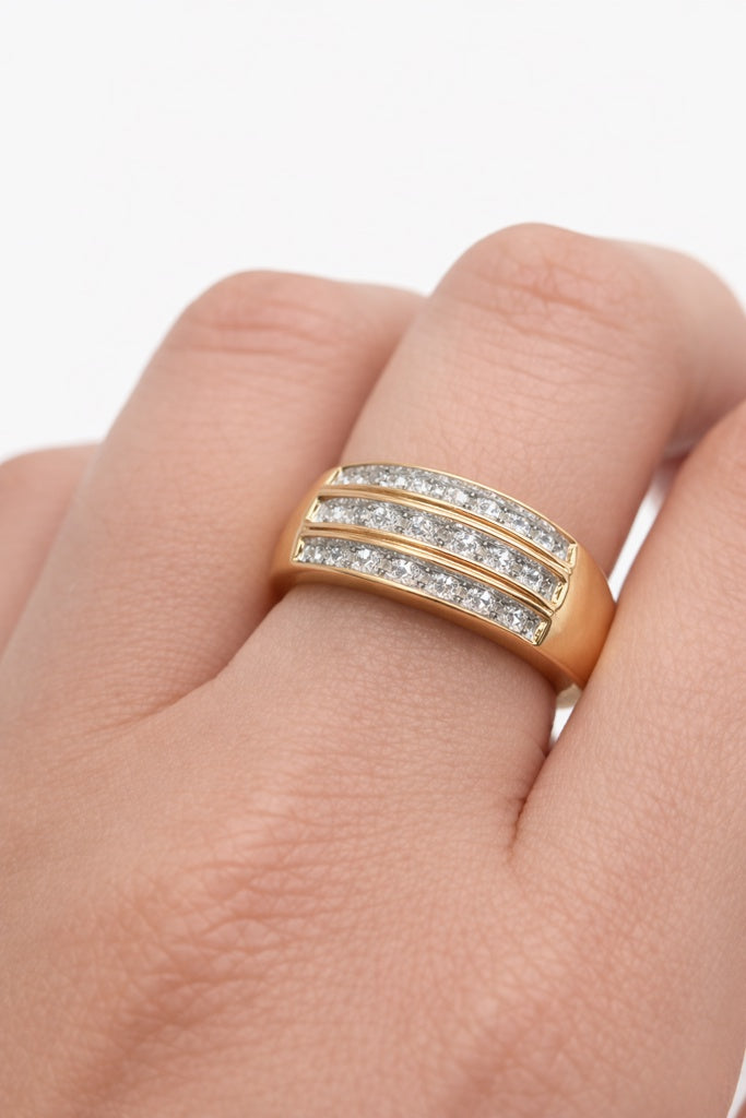 10KT ELEGANT THREE ROW DIAMOND WOMAN'S RING Size 7 Weight 4.7GR