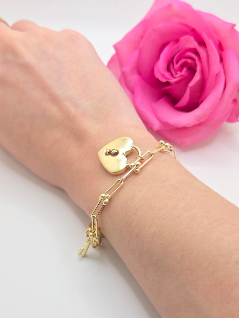 14KT PAPER CLIP HEART AND KEY PENDANTS BRACELET Size 8INCH Weight 9.3GR