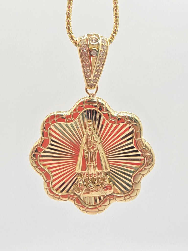 10KT SMALL FLOWER CARIDAD PENDANT Weight 4.1GR
