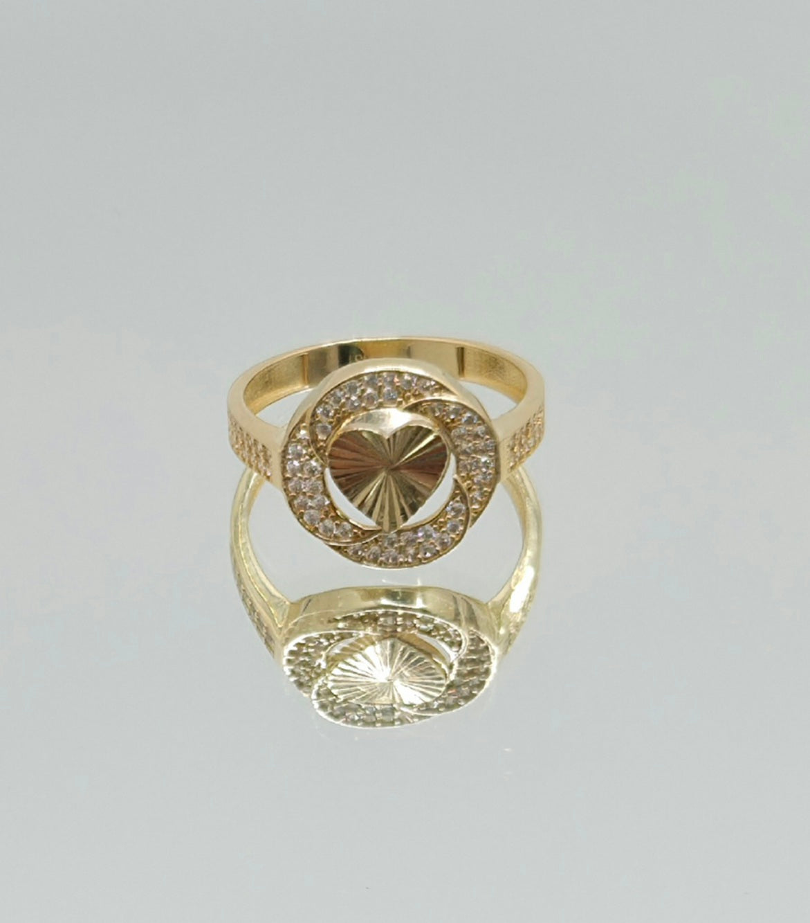 14KT CZ ROUND HEART INSIDE RING Size 8.5 Weight 2.9GR
