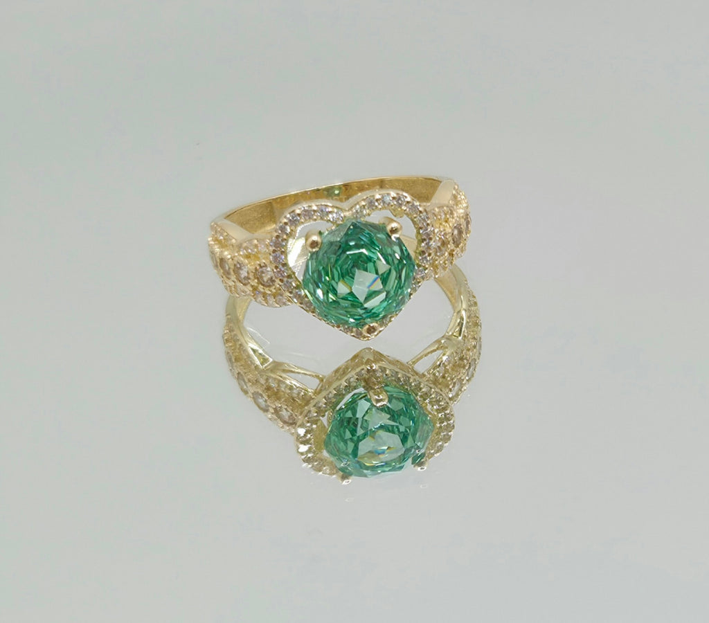 14KT ELEGANT HEART RING WITH LIGHT GREEN STONE Size 7 Weight 3.4GR