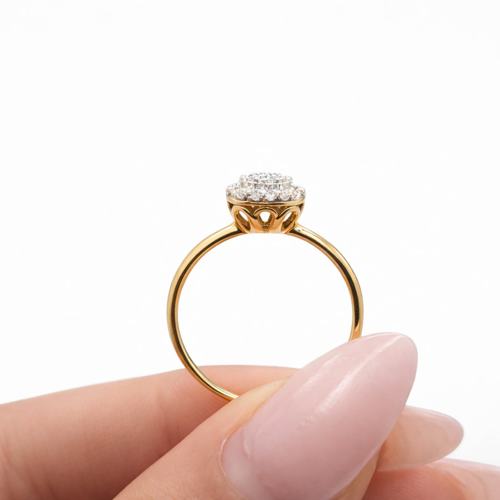 10KT  ROUND DIAMOND PROMISE RING Size 8.5 Weigth 1.4GR