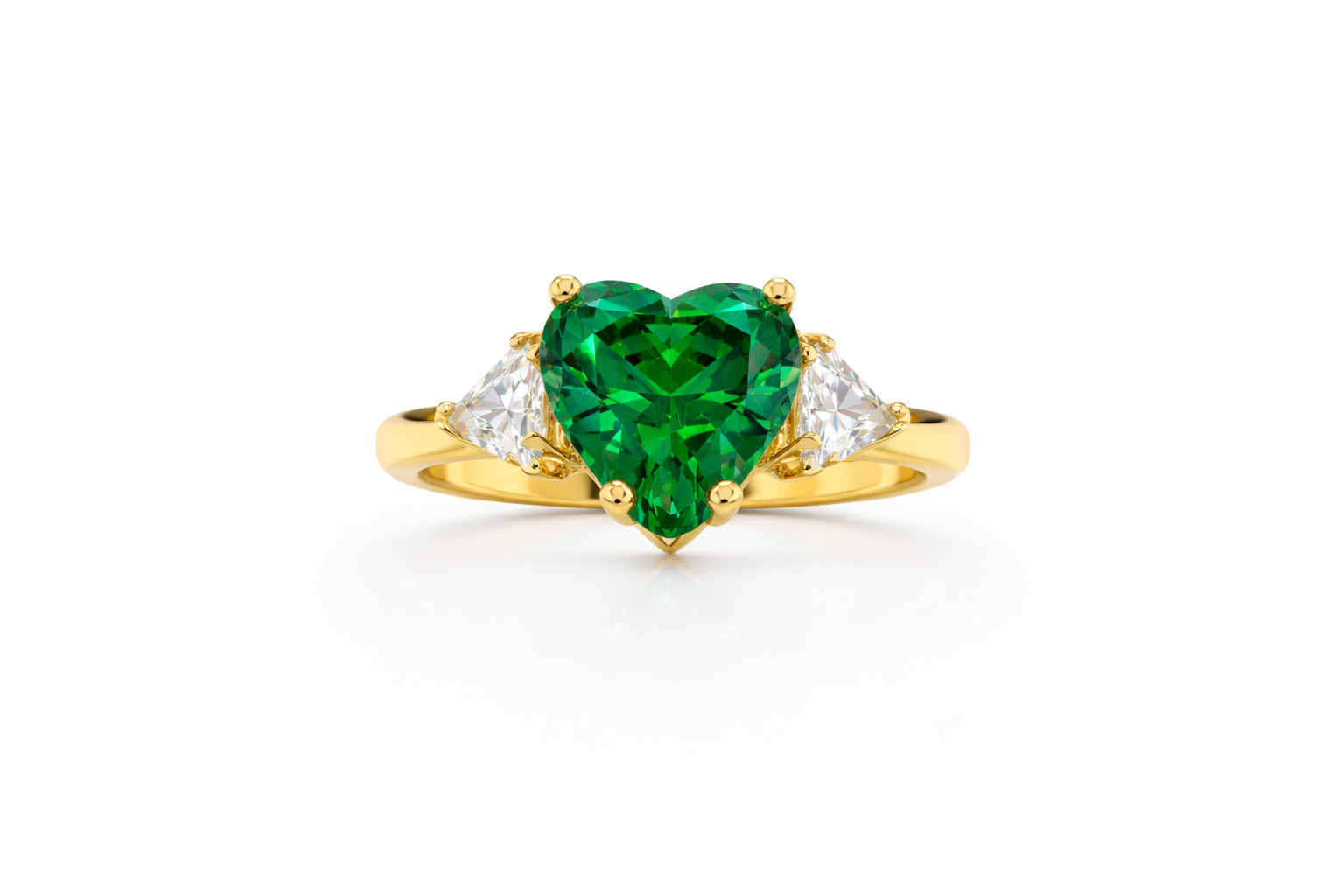10KT GREEN STONE HEART RING Size 7-8 Weight 3.2GR