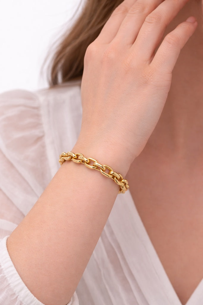 14KT MODERN PAPER CLIP BRACELET Size 7INCH  Weigth 5.8GR
