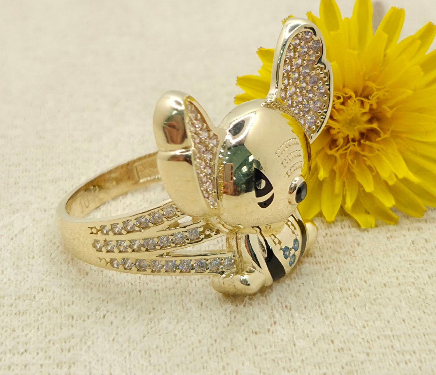 10KT CZ DELICATE STITCH RING Size 9 Weight 5.9GR