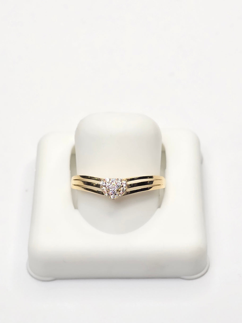 14KT DELICATE CZ HEART RING Size 7 Weigth 1.1GR