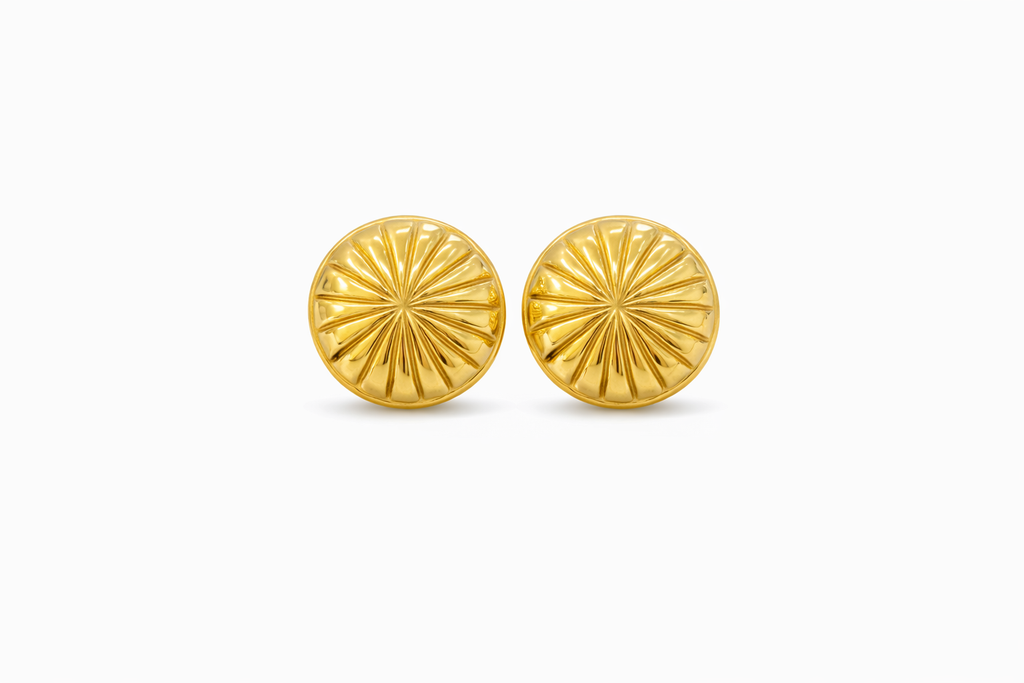 10KT LARGE DIAMOND CUT DETAIL ROUND OMEGA BACK EARRINGS Weight 7.2GR