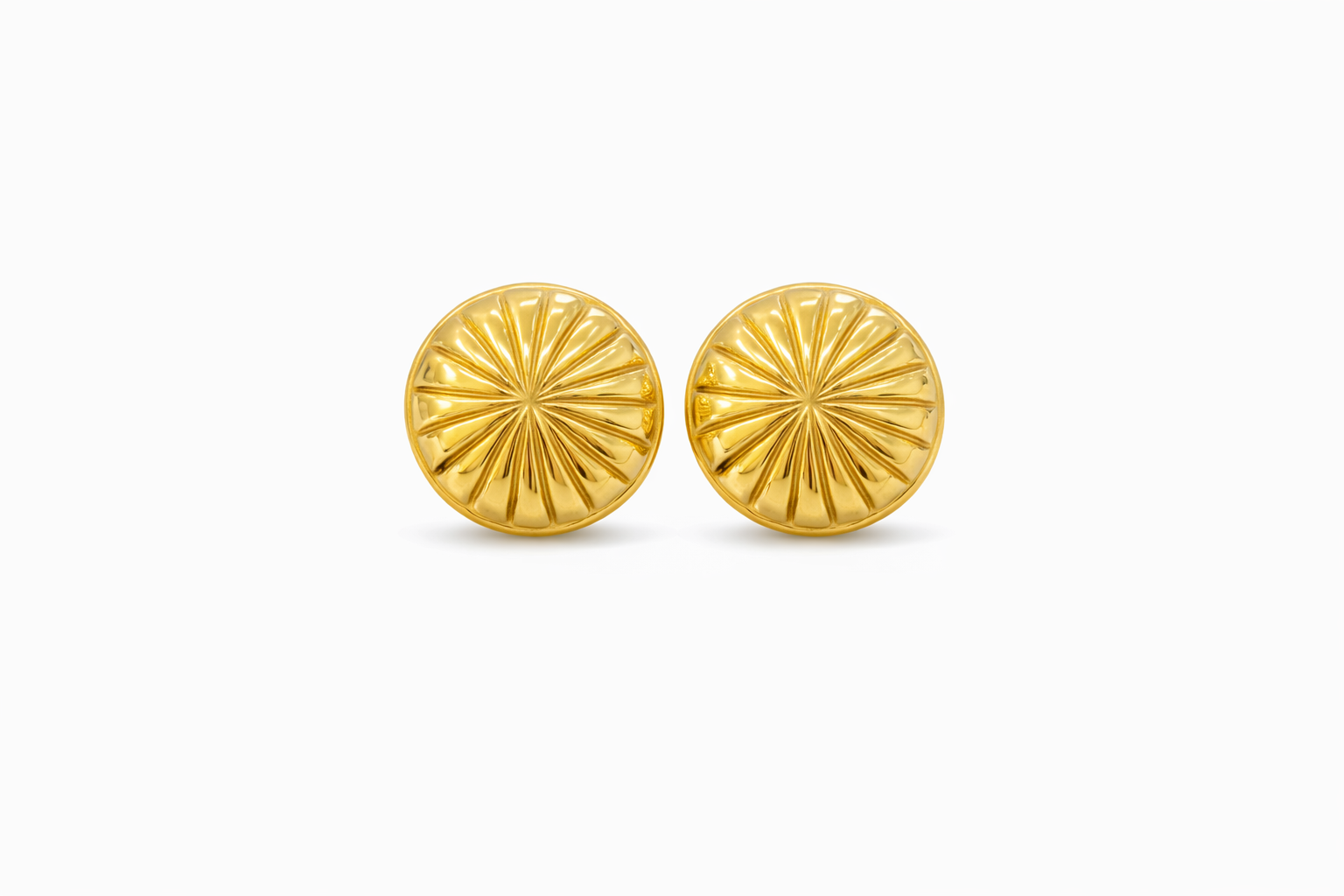 10KT LARGE DIAMOND CUT DETAIL ROUND OMEGA BACK EARRINGS Weight 7.2GR
