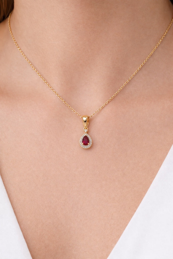 14KT NATURAL DIAMOND AROUND PEAR LAB RUBI PENDANT Size 0.33CT/0.6GM