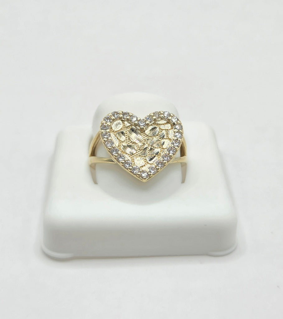 10KT CZ FRAME LARGE NUGGET HEART RING Size 7.5 Weigth 3.1GR