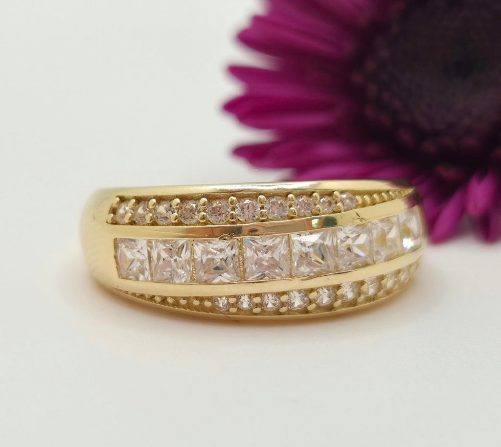 14KT CZ DETAIL WEDDING BAND MEN'S RING Size 7.5 Weight 3.4GR