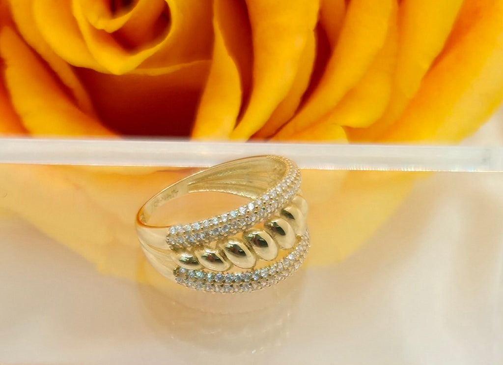 14KT ELEGANT SMAL CROISSANT CZ DETAIL WOMEN'S RING Size 7 Weight 2.9GR