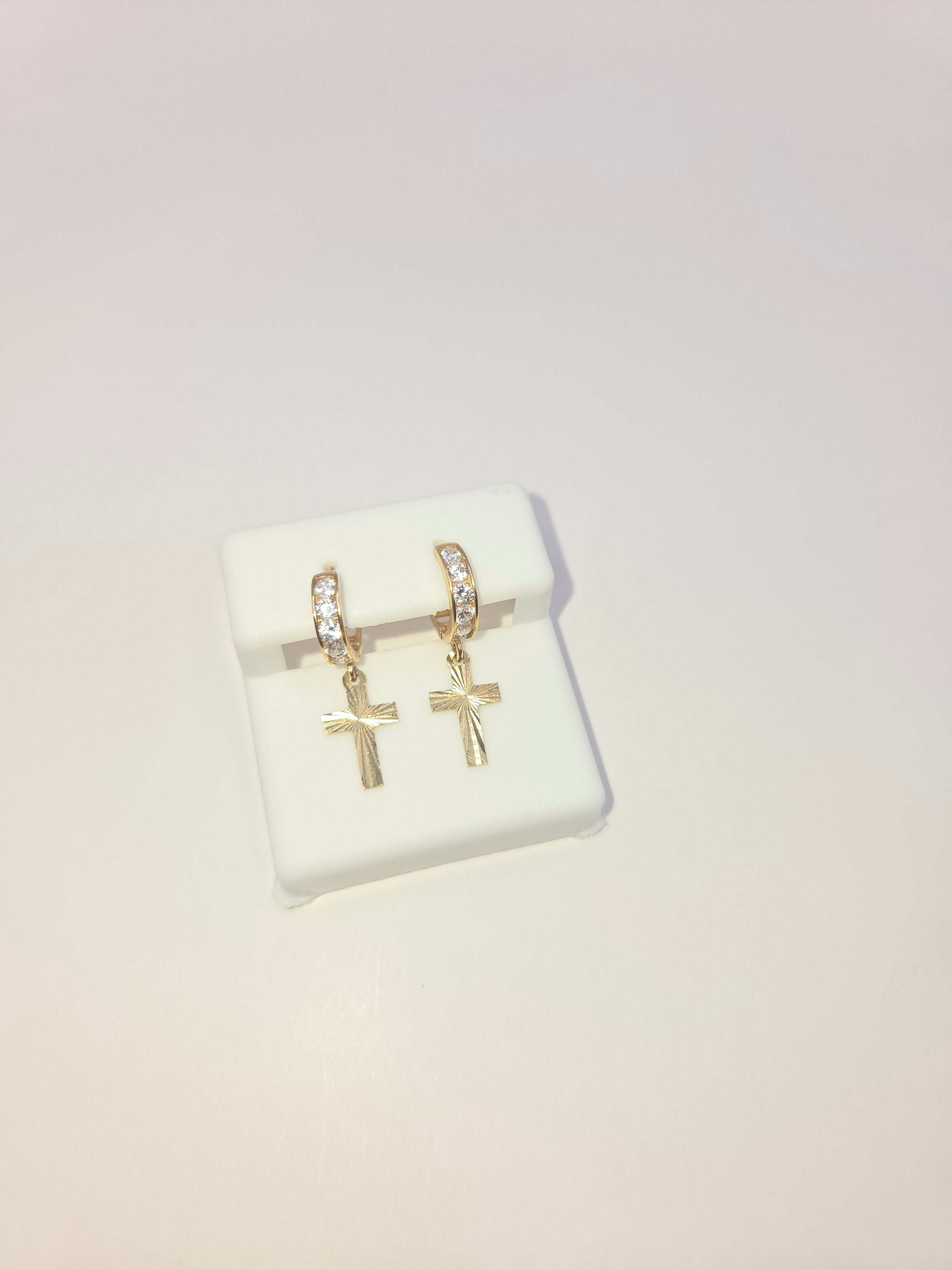 10KT CZ DETAIL  HOOPS  Weigth 1.3GR